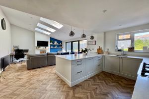 Kitchen Family Room- click for photo gallery